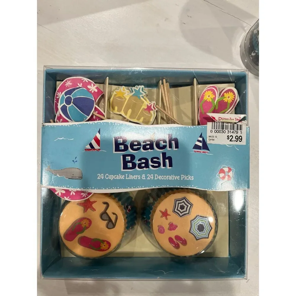 Summer beach‎ cupcake baking lot